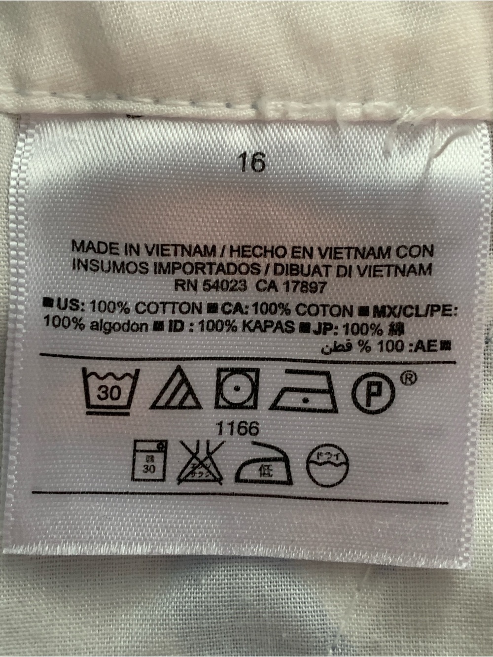 Old Navy Printed Shorts - Picture 5 of 5